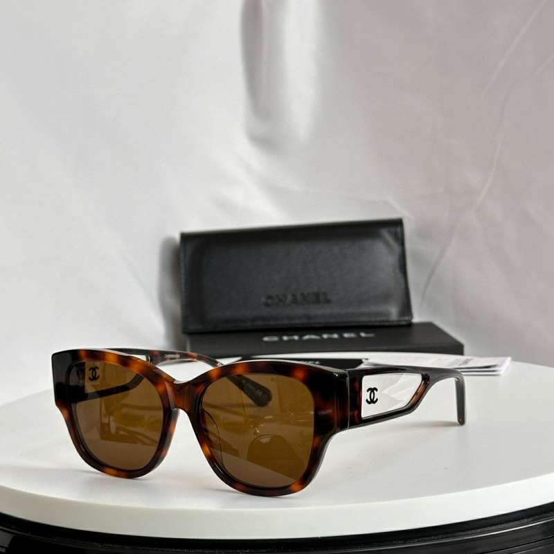 Picture of Chanel Sunglasses _SKUfw56811952fw
